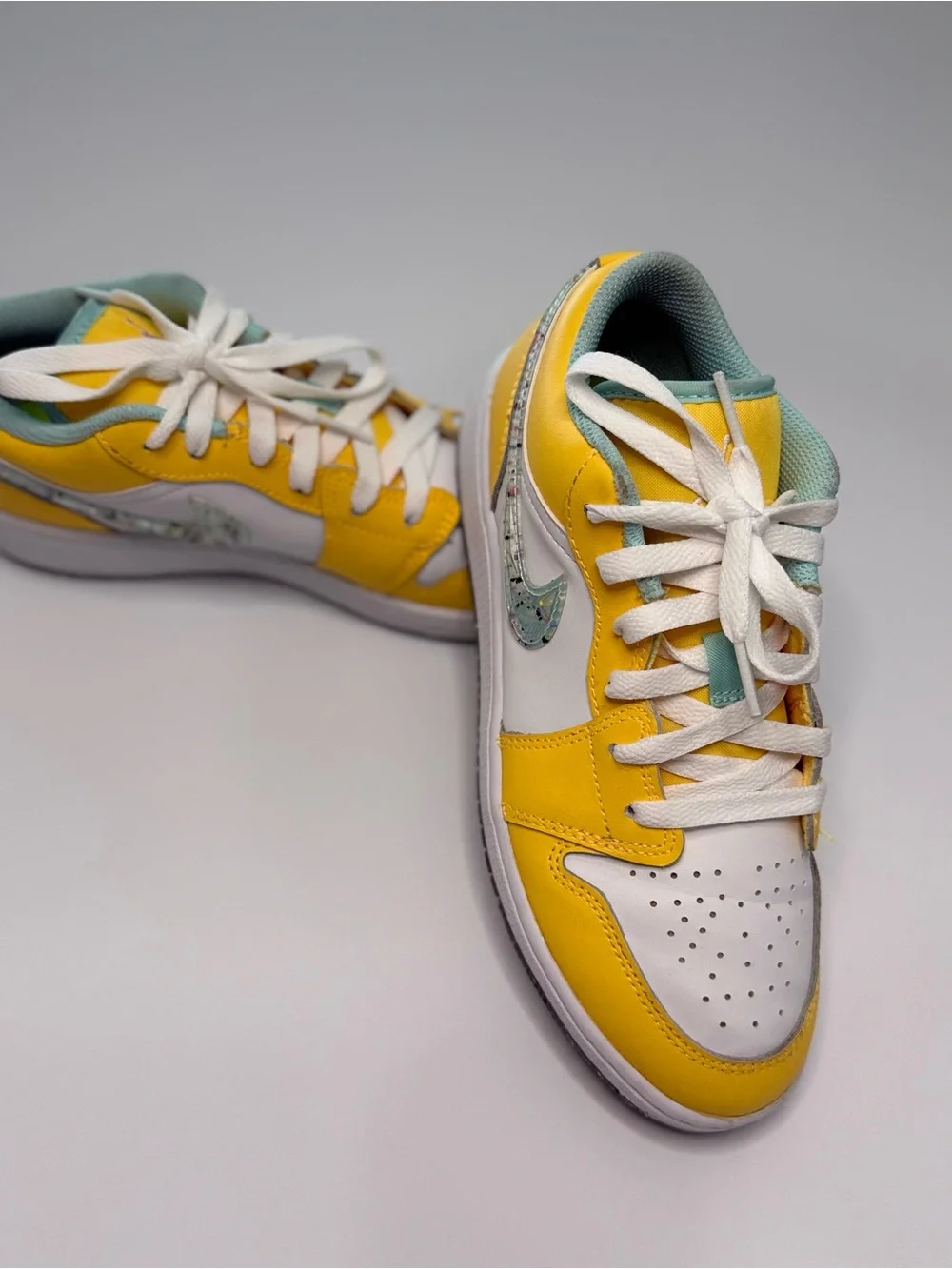 Nike Air Jordan 1 Low SE 'Recycled Grind' sneakers Unisex Sz-5Y